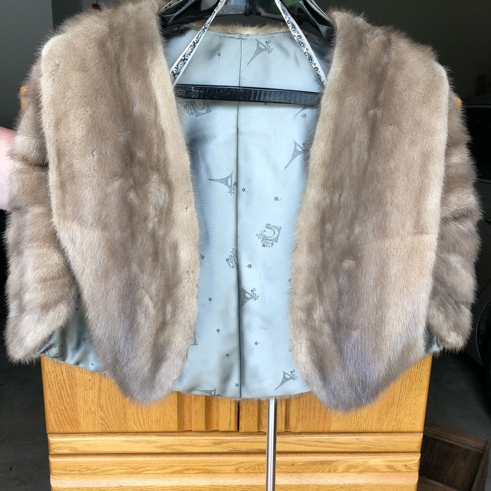 Ladies fur wrap